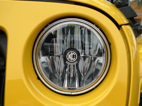 Jeep Head Light Gravity LED 7 Inch 1- Light 2007-2018 Jeep Wrangler JK KC HiLiTES
